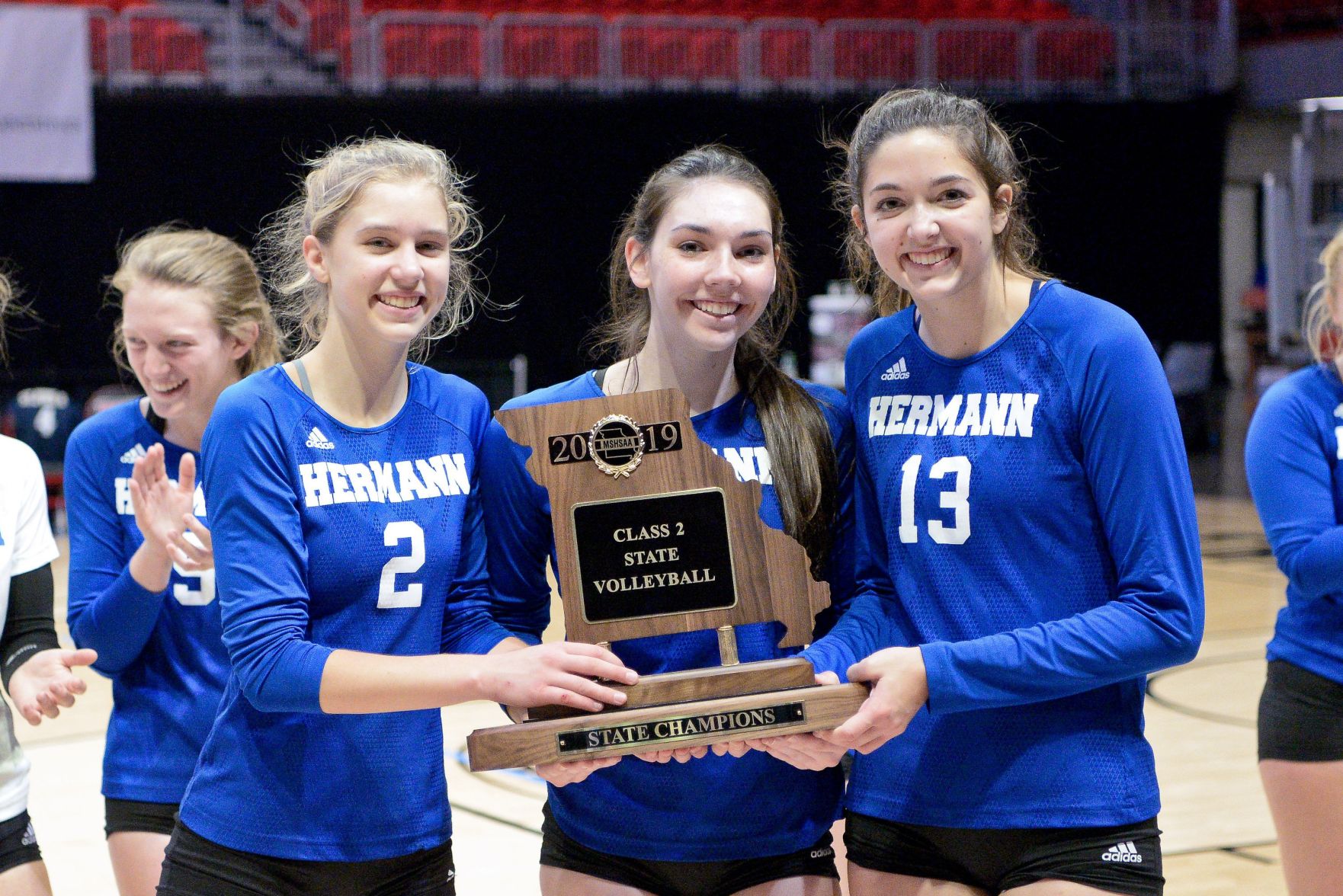 11/09/19 - Girls Volleyball - Class 2 state champ- Hermann vs St. Pius X